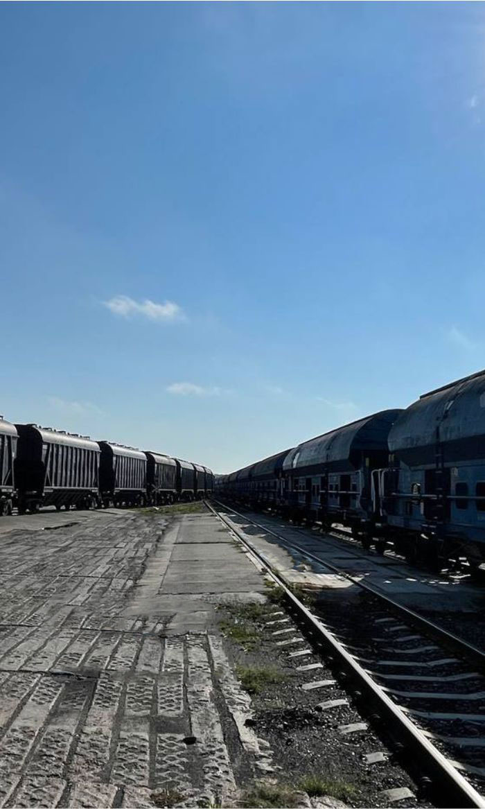 trains_11